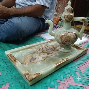 Tetera de Diseño Opulento con Incrustaciones de Madreperla, Hecha a Mano, Estilo Árabe, para Recepciones de Lujo en Ramadán y como Regalo - Product Image 4