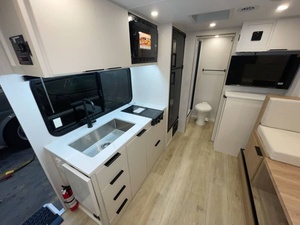 New 2026 Winneb-a-g-o M-i-c-r-o M-i-n-n-i-e 2108T-B - Product Image 6