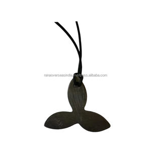 Venta caliente Collar con colgante de metal Joyería de calidad superior disponible en varios estilos y acabados de un mayorista confiable - Product Image 4