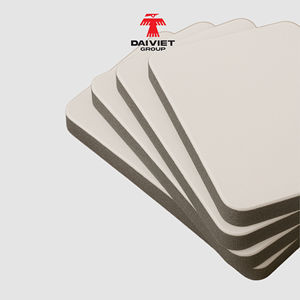 Panel interior de PVC de carbón de bambú de 17mm, densidad 0,66, hojas decorativas ligeras y a prueba de humedad para decoración de apartamentos - Product Image 1