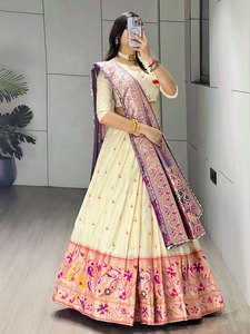 Conjunto Tradicional de Lehenga Choli Paithani para Bodas, para Mujer - Product Image 3