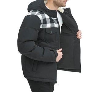 Chaqueta de lona acolchada para hombre, impermeable, transpirable, con capucha, cuello alto, estilo urbano, colores personalizables, frontal - Product Image 3