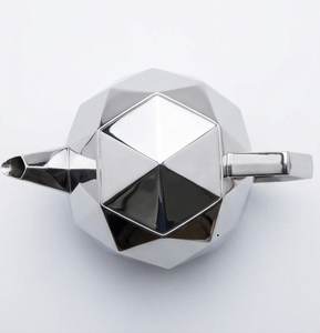 Modern Geometric <b>Stainless</b> <b>Steel</b> <b>Teapot</b> with Faceted Diamond Design Glossy Finished <b>Stainless</b> <b>Steel</b> for Catering & Restaurant - Product Image 5