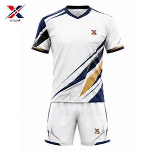 Nueva Camiseta de Fútbol 100% Poliéster, Diseño de Logotipo Personalizado, Uniforme de Fútbol para Adultos, Ropa Deportiva Transpirable de Secado Rápido, Venta al Por Mayor OEM - Product Image 5