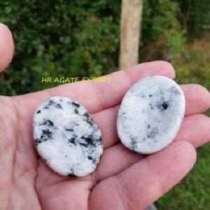 Fournisseur en gros de cristaux de pierres naturelles, pierres de guérison, aventurine verte, massage du pouce, pierres de préoccupation en vrac à vendre - Product Image 4