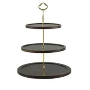 Support à gâteau décoratif artisanal en bois finition antique avec support métallique design pour présentation de gâteaux - Product Image 1