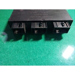 ECU และโมดูลคอมพิวเตอร์มือสองสำหรับรถยนต์ซีรีส์ 7 รุ่น 6878232 - Product Image 4