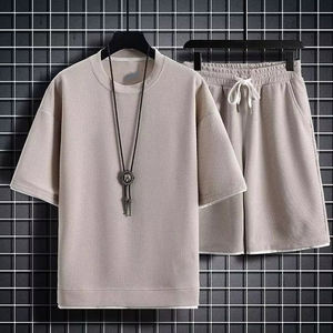 Conjunto de 2 Piezas para Hombre, Camiseta de Manga Corta y Pantalones Cortos de Satén de Poliéster, Transpirable, Ropa Deportiva Informal, con Logotipo Personalizado, Venta al Por Mayor - Product Image 3