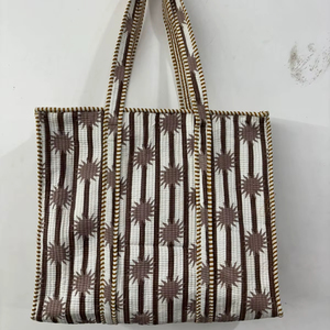 Sac fourre-tout pour femme en tissu pur coton imprimé à la main, couleur unie, fermeture éclair, tendance printemps-été, sacs de voyage - Product Image 1