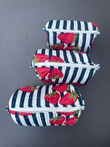 <b>Strawberry</b> Print Cotton Cosmetic Bag Set With Zipper Closure Preppy Style Travel Pouch For Daily Use - Product Image 4
