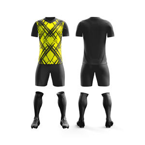 Kit de football de qualité supérieure, maillot personnalisé imprimé |   Tailles pour hommes, femmes et jeunes |   Vêtements de sport légers à séchage rapide en gros - Product Image 1