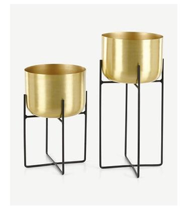 Support à fleurs décoratif en métal avec pot de fleurs couleur or, lot de 3 supports à fleurs en métal pour intérieur/extérieur et support de sol - Product Image 4