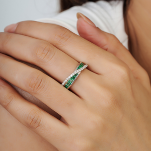 925 Sterling <b>Silver</b> Crossover Diamonds & Natural <b>Emerald</b> Gemstone Fine Band <b>Ring</b> For Women's Everyday Wear - Product Image 2