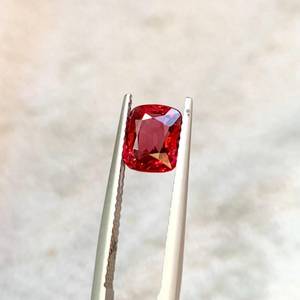 Espinela Roja Natural, Corte Cojín, Origen Myanmar, Perfecta para la Elaboración y Diseño de Joyería Fina - Product Image 3