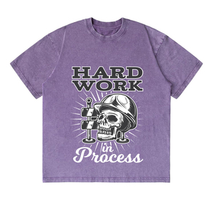 Camiseta de manga corta para hombre con estampado de calavera Hard Work In Process, corte regular, cuello redondo, informal, de algodón - Product Image 5