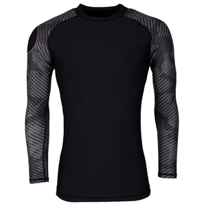 Rashguard MMA Unisexe Personnalisé 2026 de Qualité Supérieure, Respirant et Écologique, Fabriqué par Isha Industry - Product Image 3