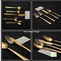 Ensemble de couverts en acier inoxydable écologique finition miroir doré, design minimaliste pour la restauration et les fêtes