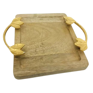 Plateau de service décoratif artisanal en bois de manguier avec poignées en métal doré moulé, plateau carré en bois de qualité supérieure pour la maison et les hôtels - Product Image 1
