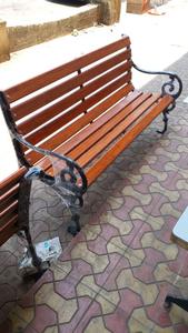 Traditional <b>Wooden</b> Patio <b>Bench</b> With Cast Iron Frame Durable Outdoor Garden Seating For Park Use - Product Image 3