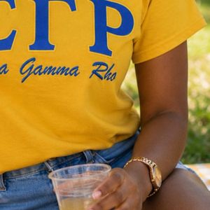 Camiseta Personalizada de Manga Corta Sigma Gamma Rho para Mujer, Camiseta Gráfica de la Hermandad Griega SGRho, Cuello Redondo de Algodón Suave, Informal - Product Image 5