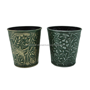 Barbecue Style Tandoor Grill Sigdi Coal Koyla Keeper avec manche en bois - Product Image 4