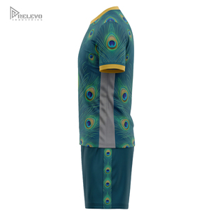 Uniforme de Fútbol Personalizado por Sublimación para Equipo Cyber, Diseño de Cola de Pavo Real, Conjunto de Camiseta y Pantalones Cortos para Hombre, Color Verde Azulado y Dorado, Ropa Deportiva de Secado Rápido - Product Image 3