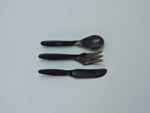 ชุดช้อนส้อมมีด 3 ชิ้น ทำจากเขาสัตว์ ดีไซน์สวยงาม ใช้ตกแต่งได้ - Product Image 2