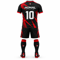 Meilleurs uniformes de football au design tendance et à la mode, disponibles en différentes couleurs, personnalisez votre propre logo, coupe athlétique, adaptés à toutes les saisons