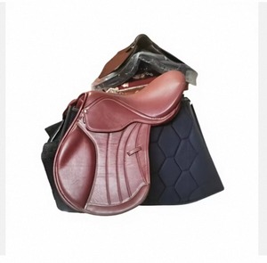 Silla de Montar Inglesa de Cuero Genuino Duradero con Armazón de Madera para Equitación y Deportes Ecuestres a Precio Mayorista - Product Image 2