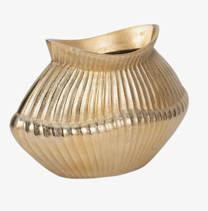 Handcrafted Metal <b>Vase</b> with <b>Unique</b> Detailing for Modern Interiors Golden Polished Finished Customized Shape & Size Metal <b>Vase</b> - Product Image 6