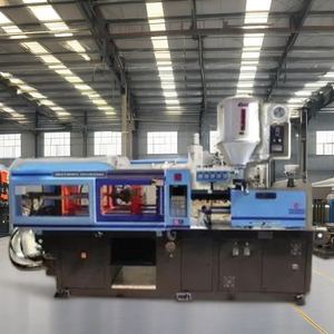 Máquina de moldeo por inyección horizontal hidráulica para procesar productos de construcción para PET PVC PC PP HDPE PE - Product Image 3