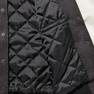 Veste universitaire personnalisée en chenille brodée avec logo pour hommes et femmes, col montant, manches longues, veste de baseball d'hiver - Product Image 5