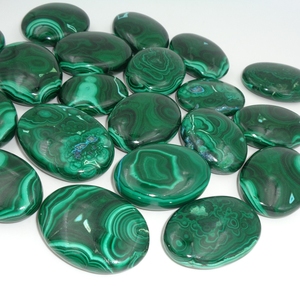 Chakralume Pierre de Palmier en Malachite Naturelle Rayée Verte, Cristal de Guérison Sculpté Style Ange, Décoration Énergétique pour Méditation Reiki, Vente en Gros - Product Image 5