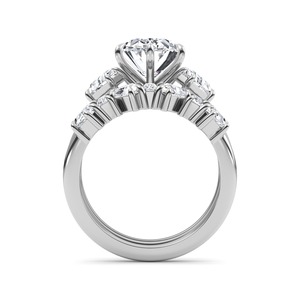 Bague en or rose 10K Radiant avec diamants de laboratoire, sertis de taille ovale, taille baguette et taille tête de veau, 4,51 CTW - Product Image 4