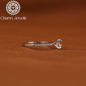 Bague de fiançailles classique pour femme en argent plaqué or rose avec moissanite taille coussin, sertie de griffes, certifiée IGI, 3 grammes - Product Image 4