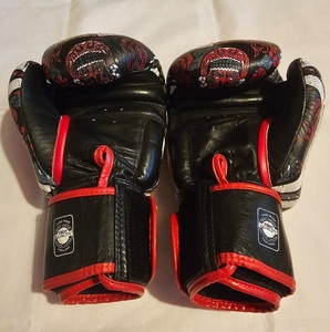 Guantes de Boxeo de Cuero de Alta Calidad con Diseño Transpirable y Cierre de Velcro para Entrenamiento Competitivo, Artes Marciales y Uso en Gimnasio - Product Image 3