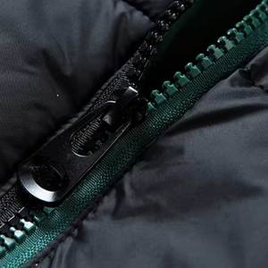 Chaleco acolchado con capucha para hombre, color liso, cortavientos, con cierre de cremallera, informal, de invierno, con relleno de poliéster, sin mangas, de corte regular, en tendencia. - Product Image 5
