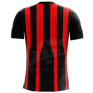 Camiseta de fútbol profesional con diseño ligero para mayor comodidad y movimiento activo - Product Image 3