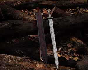 Épée viking professionnelle de haute qualité en acier Damas forgé à la main avec fourreau en bois sculpté, style guerrier nordique médiéval - Product Image 5
