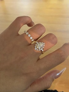 แหวนหมั้นเพชรทรงลูกแพร์ 1.10 กะรัต หรูหรา ผลิตในห้องปฏิบัติการ ได้รับการรับรองจาก IGI สี F ความสะอาด VVS2 ทองคำขาว 14K สำหรับวันครบรอบแต่งงาน - Product Image 3