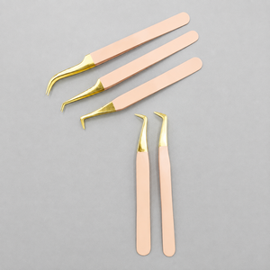 Ensemble de pinces à cils en acier inoxydable incurvé, couleur or rose, écologiques, durables, de qualité supérieure, pour les artistes professionnels en extensions de cils - Product Image 2