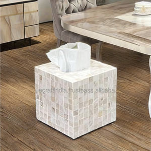 Boîte à chocolats artisanale exclusive 2025 en perles de Madras, idéale pour le Ramadan, l'Aïd, les fêtes et la décoration de table, faite à la main - Product Image 1