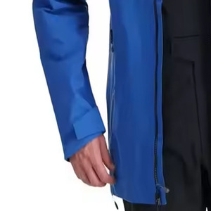 Veste de pluie d'hiver à capuche, col montant, logo frontal, style cool personnalisé, écologique, très vendue, par Dress Sports - Product Image 3