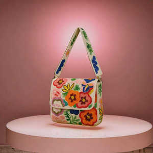 Bolso de Mano de Algodón Bordado con Flores Hecho a Mano, Forma Rectangular, Bolso de Fiesta, AL MALIK CRAFT - Product Image 1
