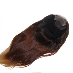 Cheveux blond cendré ombré élégant avec fermeture 5x5, offrant une texture lisse, douce, brillante, épaisse, naturelle, vibrante, tendance et moderne. - Product Image 5