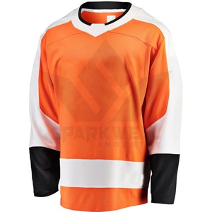 Maglia da hockey su ghiaccio personalizzata da uomo, arancione, bianca e nera, con scollo a V, maniche lunghe, in rete traspirante, vestibilità regolare, abbigliamento sportivo - Product Image 1