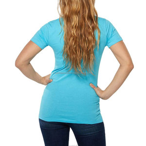 T-shirt personnalisé brodé en coton bambou pour femme – Respirant, écologique, séchage rapide – Idéal pour l'été et les marques - Product Image 3