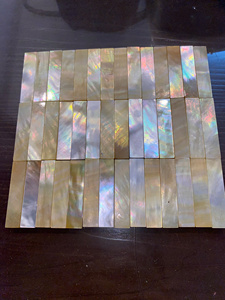 Pièces de nacre sélectionnées avec de superbes motifs naturels, idéales pour l'incrustation de meubles et les accessoires - Product Image 4