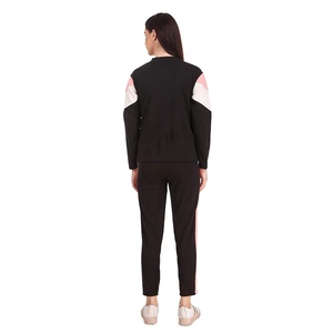 Conjunto Deportivo de Algodón Suave para Mujer, Ropa Casual para Estar en Casa, Conjunto Deportivo para Mujer, Manga Larga, Hecho en Pakistán - Product Image 4