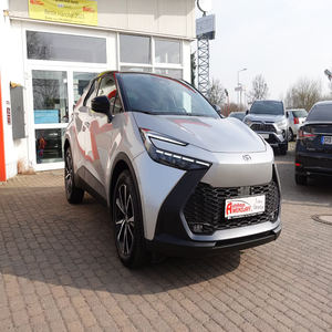 Toyota C-HR 2.0L Hybride Rechargeable Teamplayer SUV Compact Transmission Automatique Faible Kilométrage Garantie 5 Ans Économique en Carburant Familial - Product Image 2